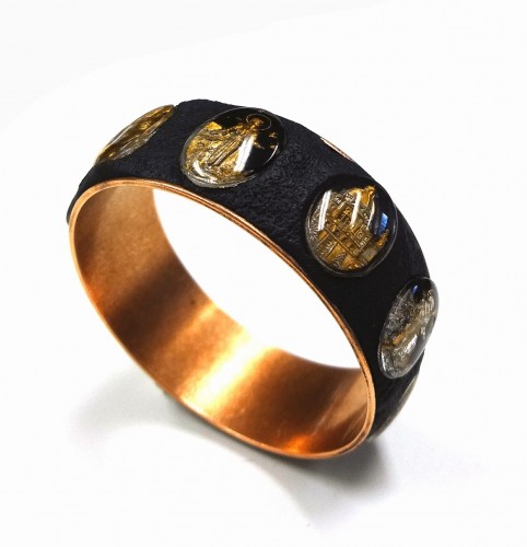 channel-epoxy-bracelet