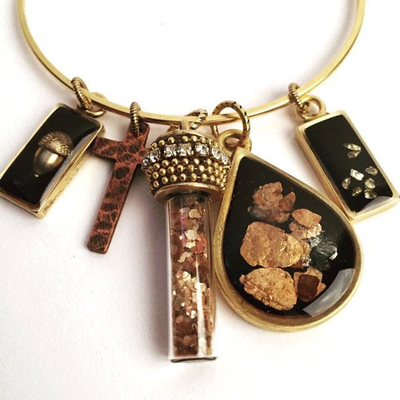 Resin Jewelry with Mica Flakes