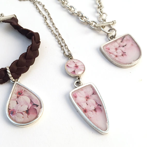 Flower Resin jewelry with Bezel Shapes