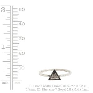 Ring Hammered Thin Bitsy Triangle Size 7<br>Antique Silver