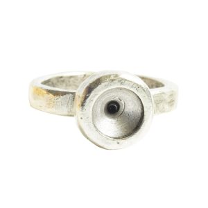 Ring Organic Bezel Mini Circle Size 7<br>Antique Silver