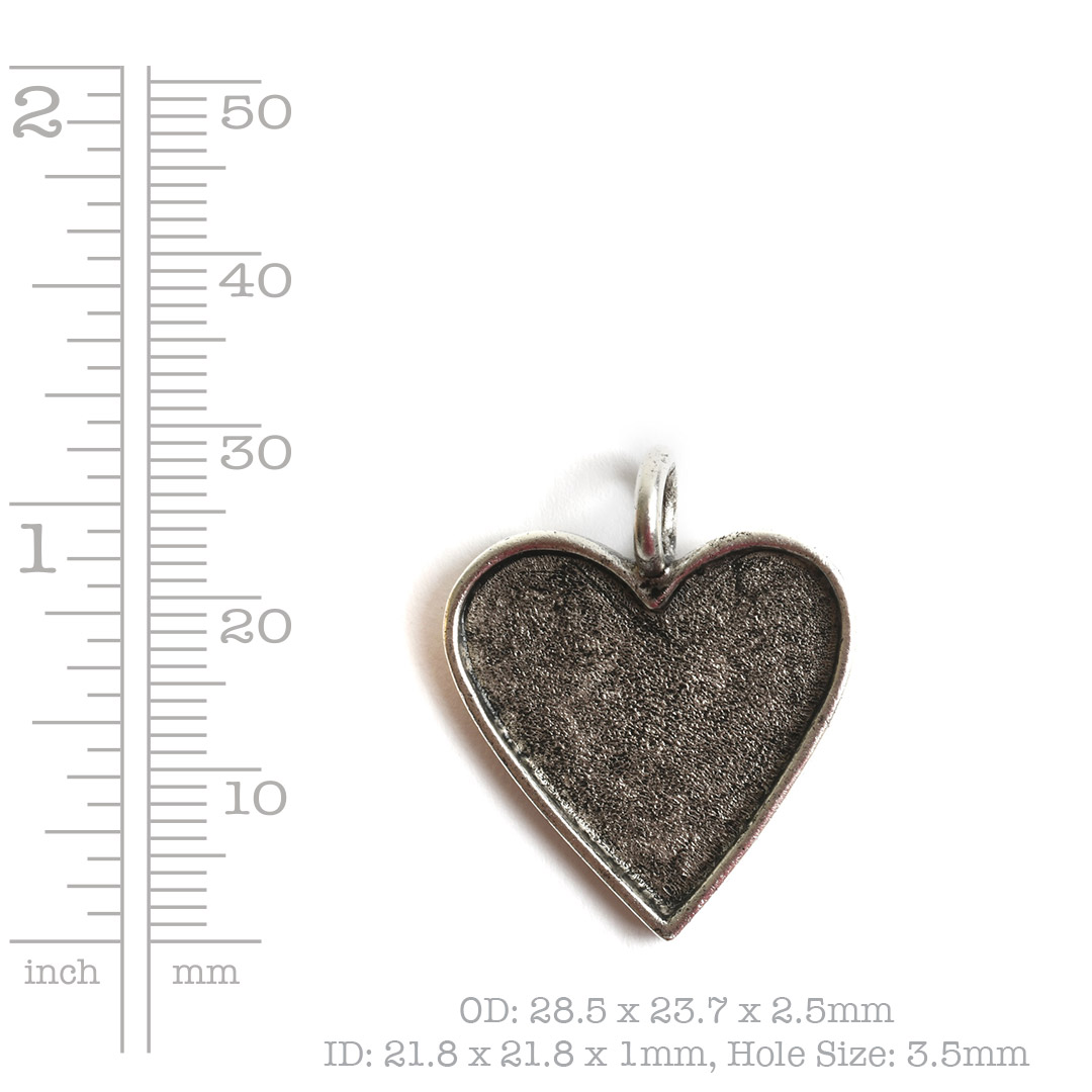 Small Pendant Traditional Heart Single Loop<br>Antique Silver